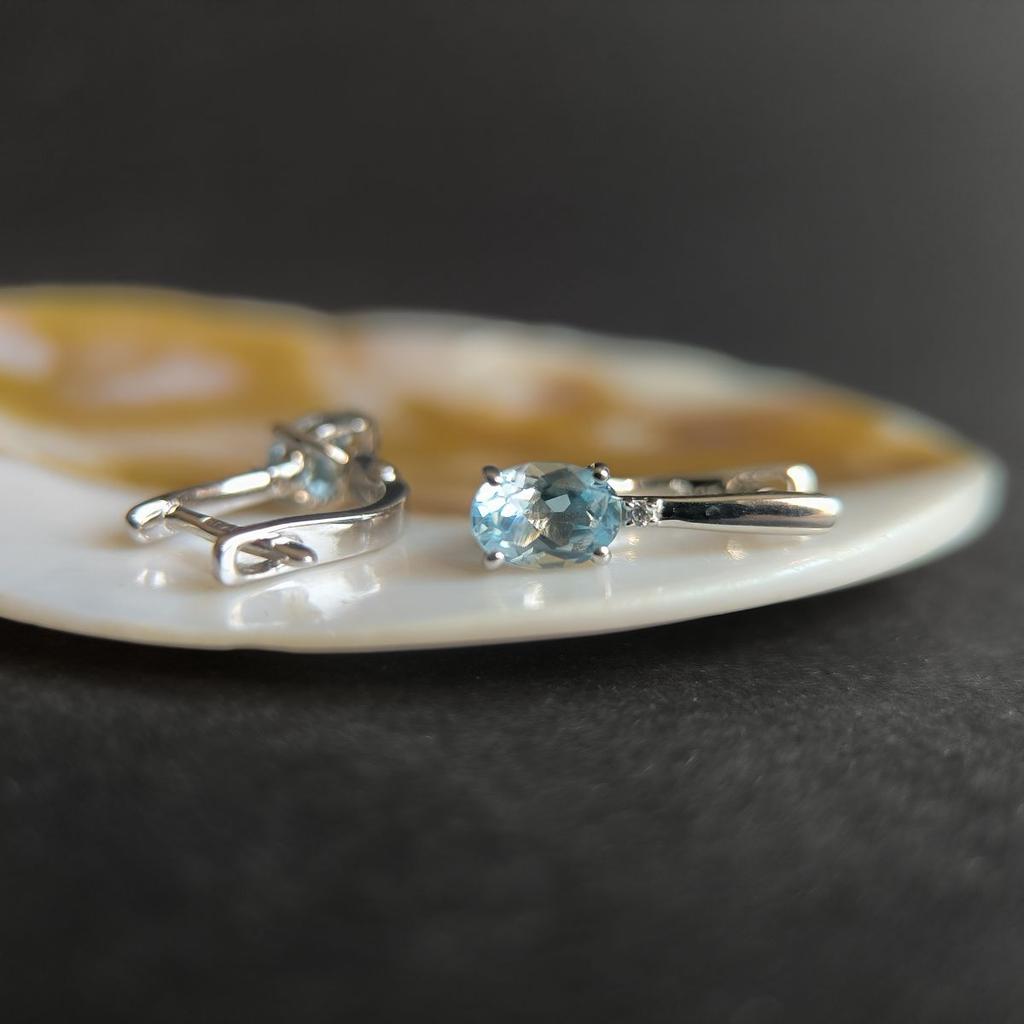 Серебряные серьги с натуральным топазом 1.995ct (2188346)