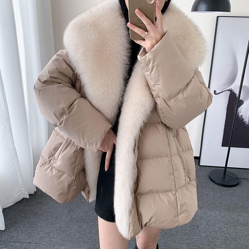 

Куртка-пуховик из искусственного меха лисы с воротником из белого утиного меха, женская свободная, средней и длинной длины, термокуртка, новинка зимы 2025 года 2XL 150-85kg хаки