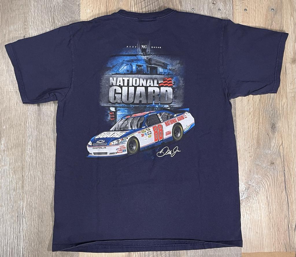 Dale Earnhardt Jr #88 National Guard NASCAR Racing Graphic T-Shirt Men's L Chase