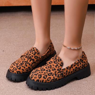 Große Größe Leopardenmuster neue Muffin dicke Sohle bequem und modisch Ein-Pedal kleine Lederschuhe