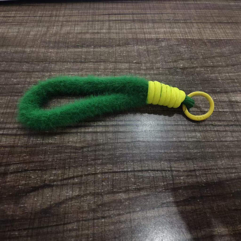 Creative Plush Mobile Phone Wrist Lanyard - Fashionable Anti-Drop Keychain with Single Buckle for Autumn and Winter