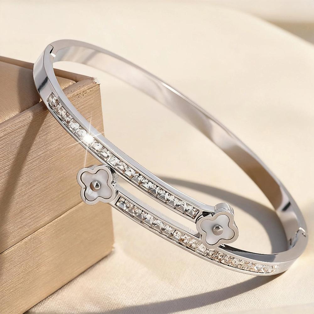 Starry Titanium Steel Bracelet for Women - Versatile, Fashionable & Durable with Full Diamonds