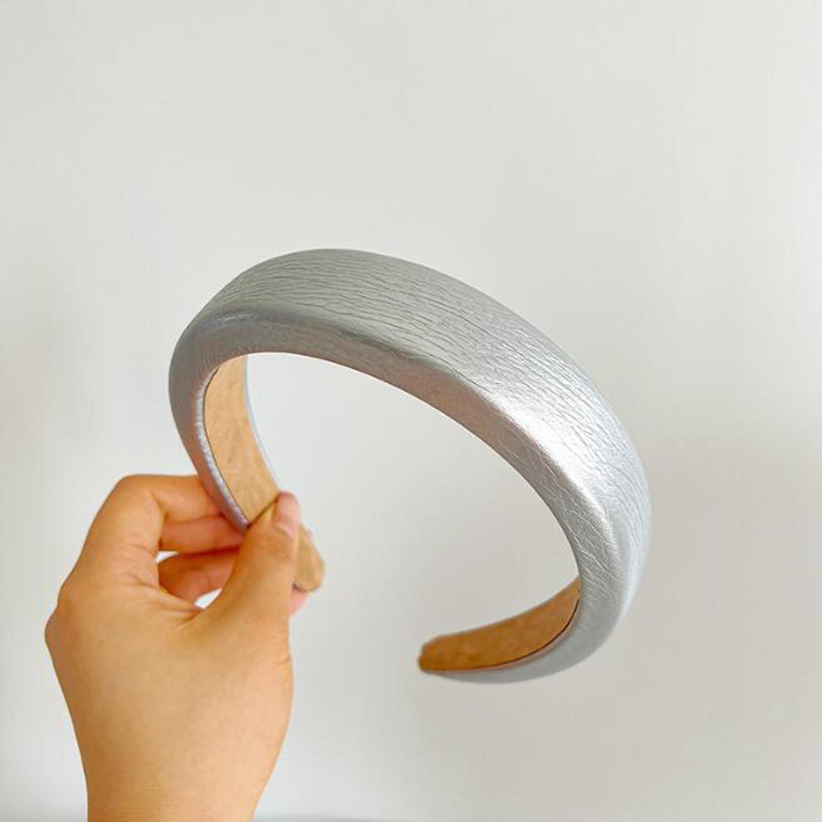 

PROLY Новая Мода Головной Убор Для Женщин Серебристая Искусственная Кожа Повязка Для Волос Повседневный Тюрбан с Центральным Узлом Лето Осень Аксессуары для Волос