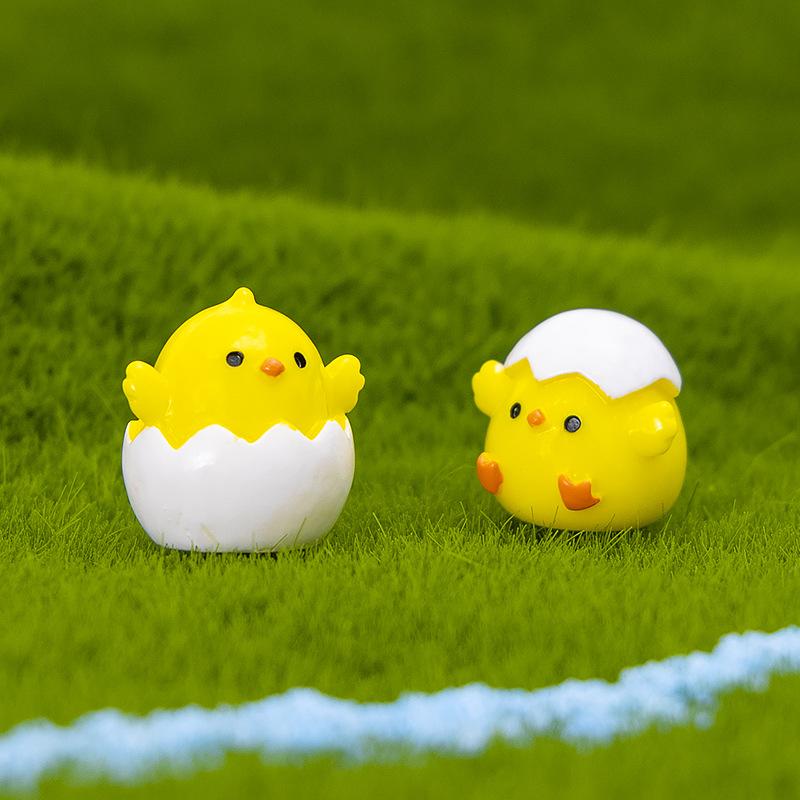 Cartoon Cute Eggshell Chicken Gardening Trinket Mini Yellow Chicken Resin Handicraft
