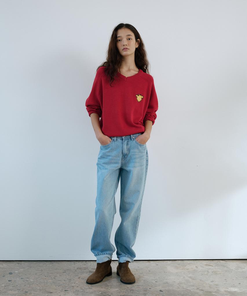 Yulago Wappen Boxy V-Neck Knit