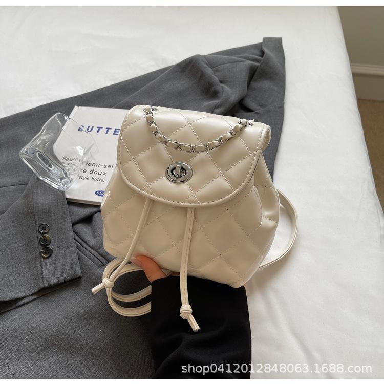 

Summer foreign style chain backpack bag 2025 new Korean version ins travel small backpack niche design shoulder bag