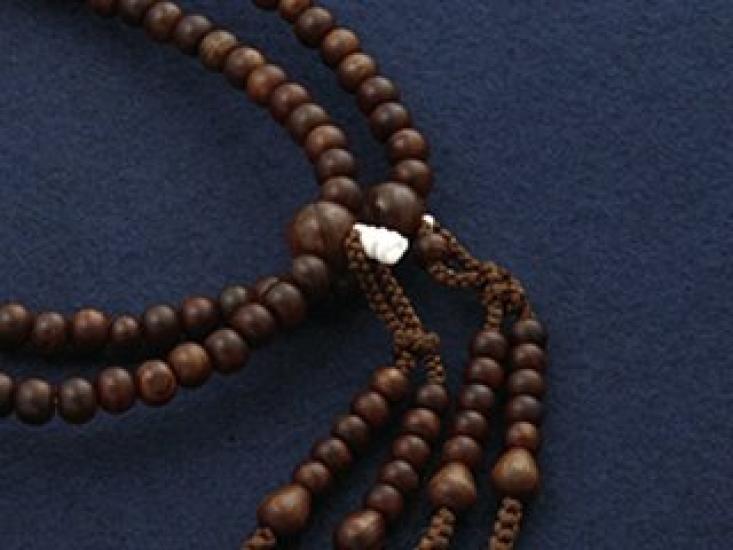 Kyoto Buddhist Altar Hayashi Prayer Beads Shingon Sect Shakuni Sandalwood Official Ceremony Bag Kyoto Prayer Beads (for Men) [Bead Set] SM-035