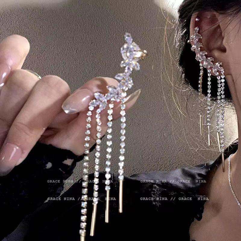 

2025 Изысканный нишевый дизайн Простые роскошные серьги для женщин - Универсальные серьги-гвоздики высокого класса