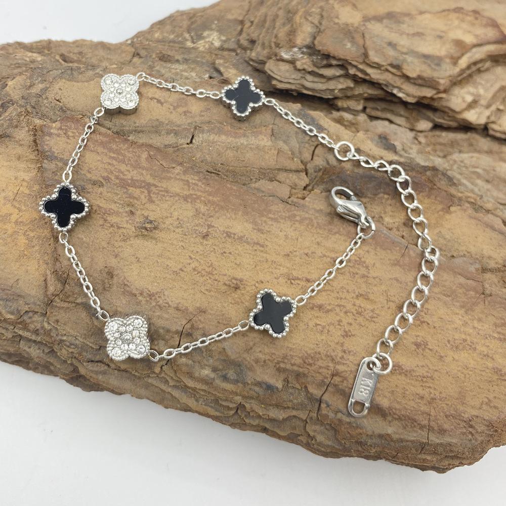 9MM Four-leaf Flower Bracelet Titanium Steel Bracelet Does Not Lose Color Ladies Fashion Four-leaf Clover Bracelet