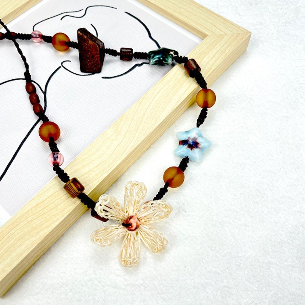 Ethnic Wooden Flower Necklace Vintage Star Pendant Necklace Trendy   Gift