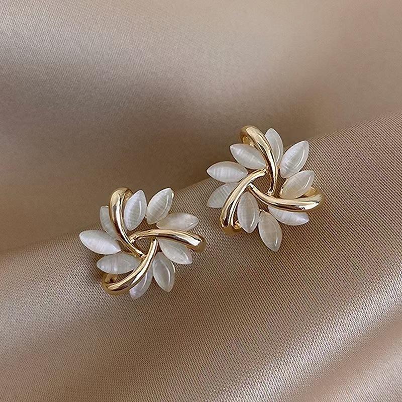 S925 Silver Needle Cat's Eye Stone French Petal Earrings for Women Accessory Personalization Jewelry Accessories