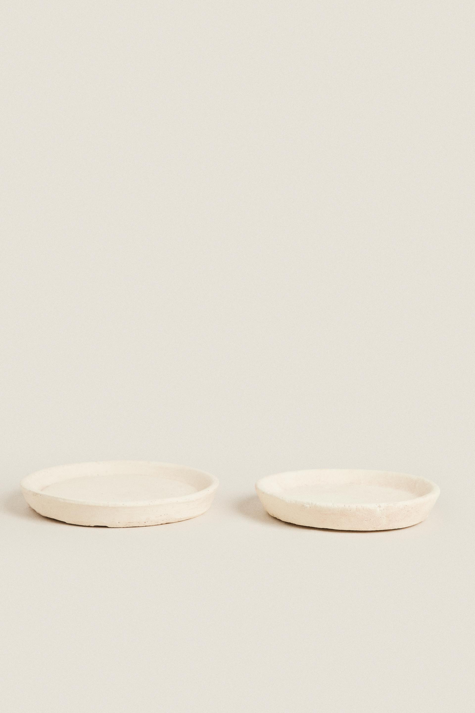 

ТАРЕЛКА ДЛЯ ЦВЕТОЧНОГО ВАЗОНА из БЕЛОЙ ГЛИНЫ