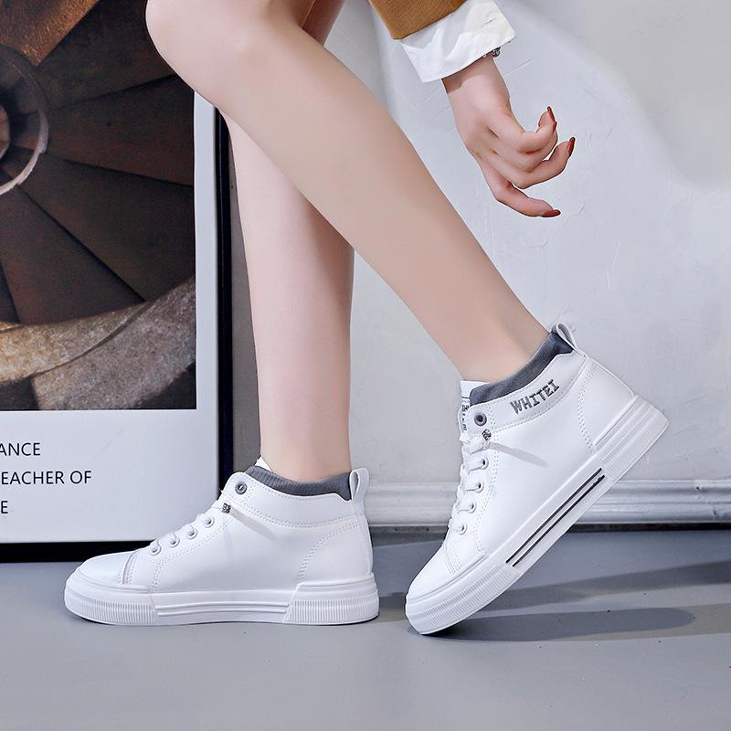 Autumn High Top Breathable Flat Shoes Korean Style Wear-resistant Casual Sneakers Lightweight Round Toe Comfortable White Shoes