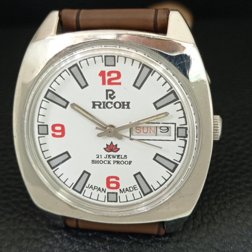 VINTAGE RICOH R31 AUTOMATIC JAPAN MENS WHITE COLOR DIAL WATCH A707679-1