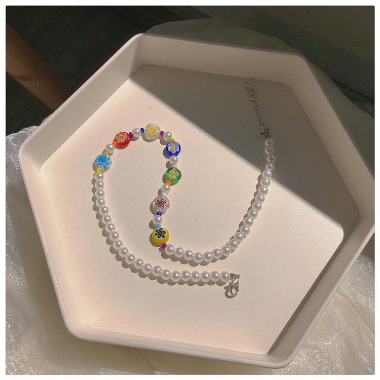 Daisy Flower Pearl Beaded Choker Necklace for Women