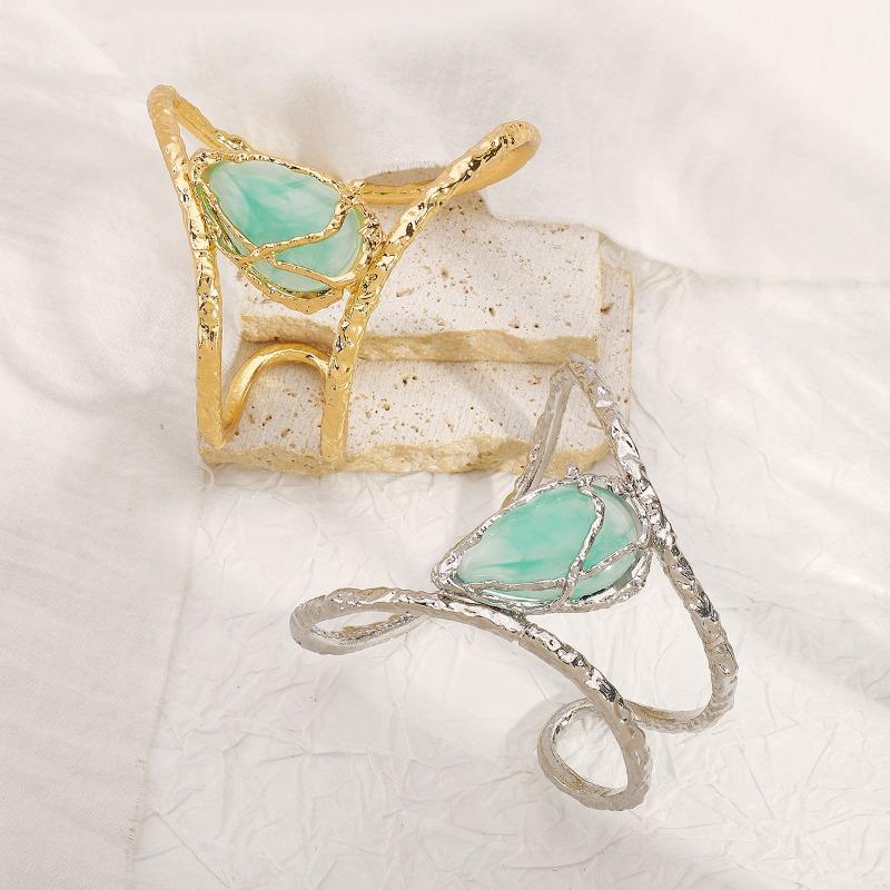 Lava Texture Open Bracelet, Retro Personalized Design Sense Alloy Resin Irregular Bracelet