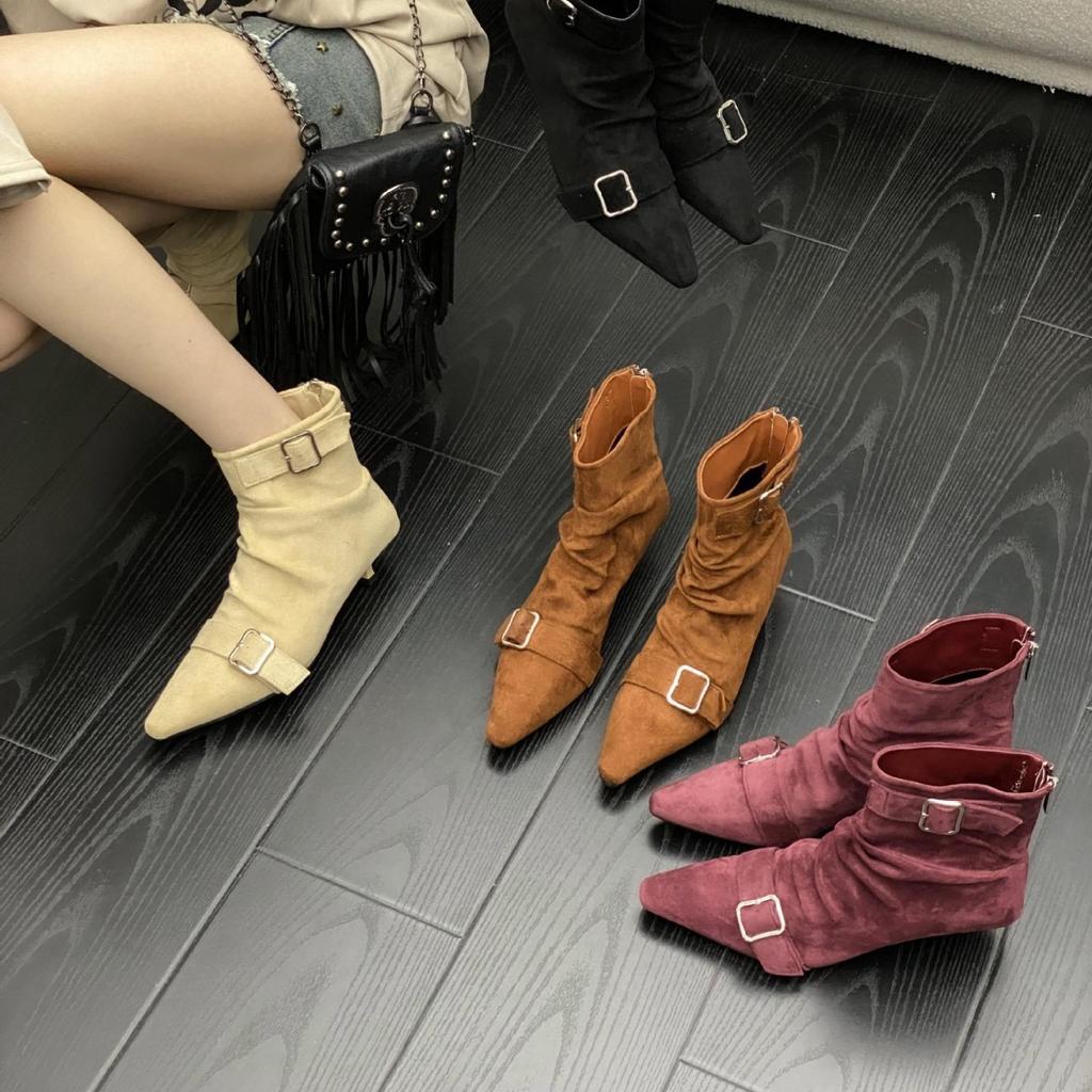 2025 autumn new pointed thin heel high heel temperament French fashion sexy beautiful women short boots