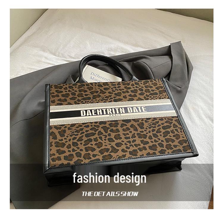 2025 Modna Wszechstronna Torba na Ramię Tote o Dużej Pojemności z Kokardą Szalikową