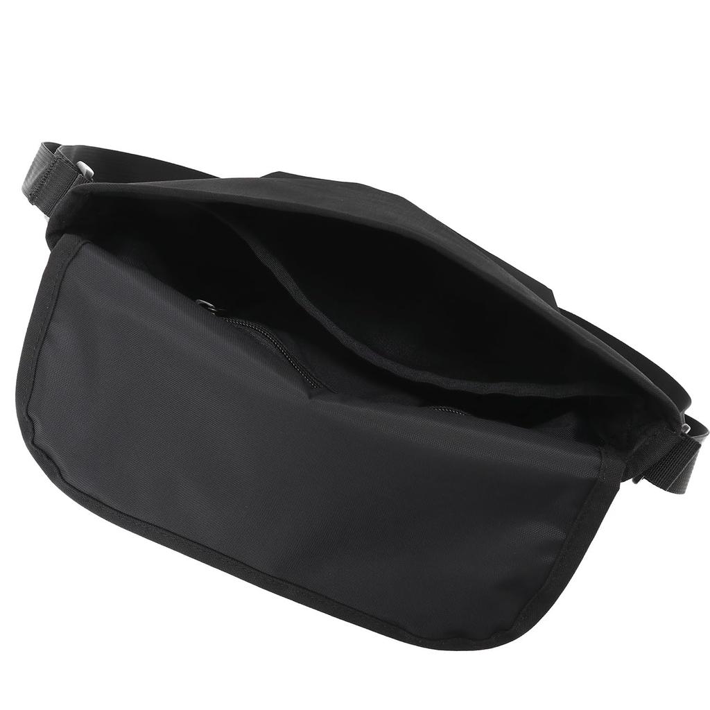 Authentic Messenger Bag NYLON MESSENGER BAG 500D CORDURA KUROMI MP1603BPDMGNT500KRM [Manhattan Portage] [Official]