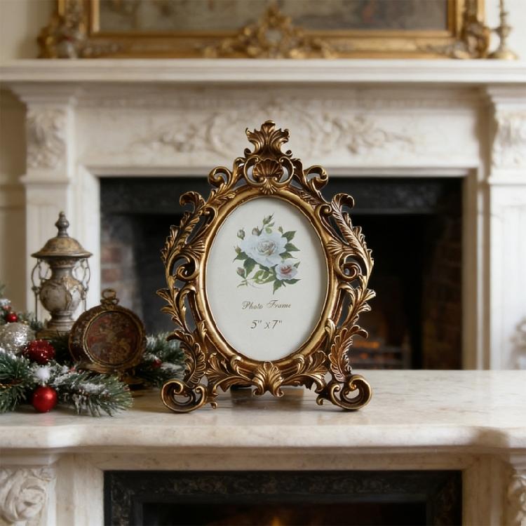 Golden Flowers Photo Frame With Antique Design Resin Oval Shape Picture Frame For Anniversary Wedding Or Housewarmings