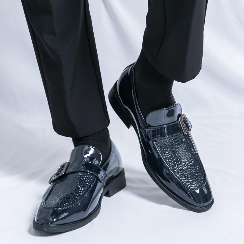 Classic Brand High-end Red Men's Leather Casual Shoes Luxury Banquet Dress Shoes Massage Sole Men's Pointed Wedding Shoes