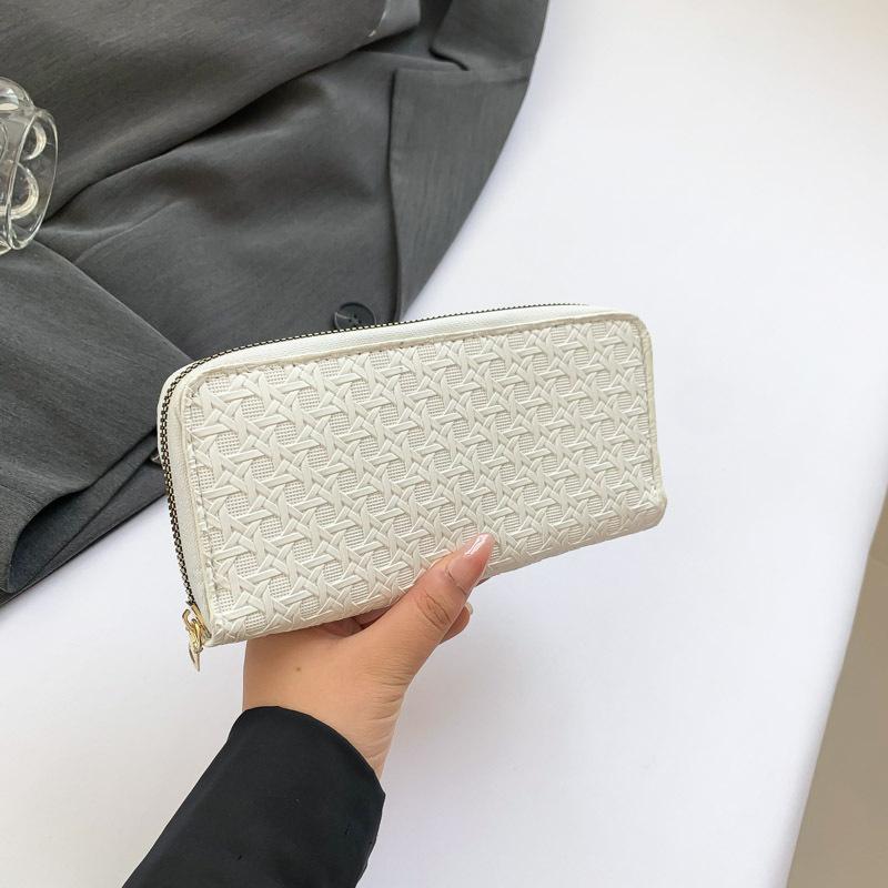 

Модна повсякденна дорожня сумка Нова жіноча сумка Модна маленька квадратна сумка Літо 2024 Нова проста модна сумка для мобільного телефону білий