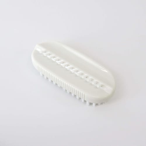 Towa Sangyo Rilacare Nail Brush 32310 32310