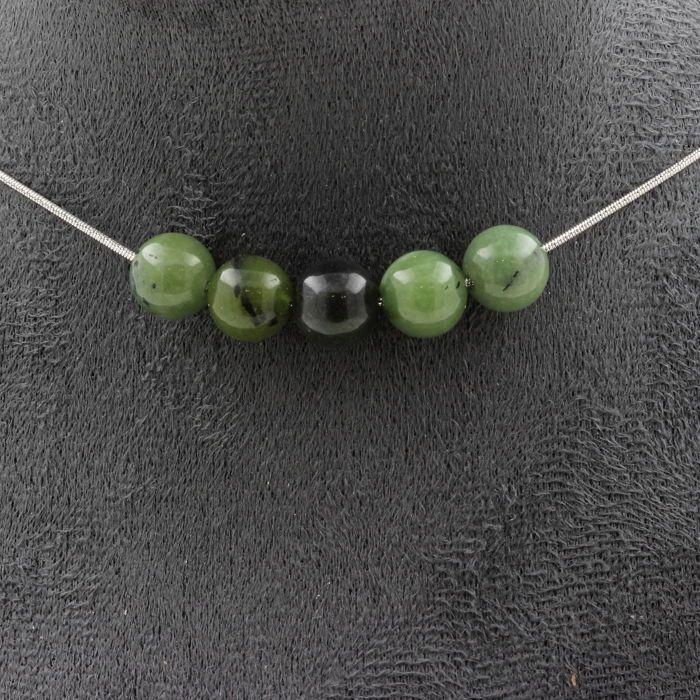 Pierres et Minéraux. Collier 5 perles Jade 8 mm. Chaine en acier inoxydable Collier femmes, hommes. Taille personnalisable.