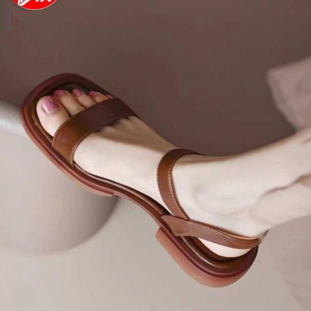 Fashion Leather Flat Sandals Women's Summer New Comfortable Soft Sole Thick Heel with Open Toe Roman Shoes