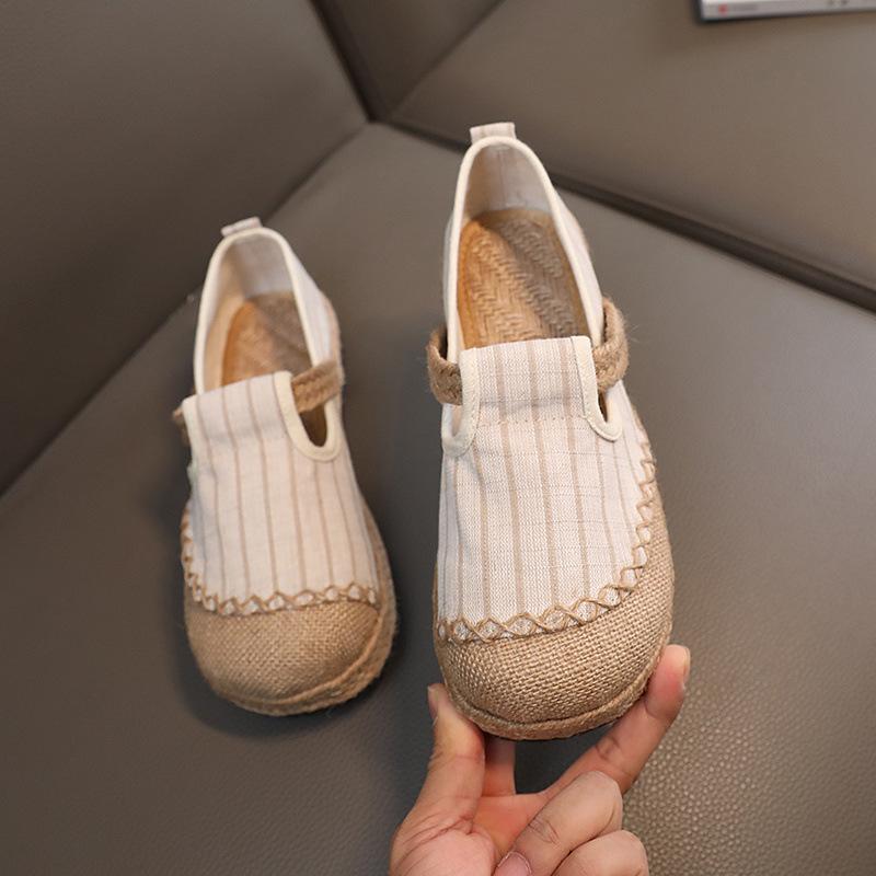 Новые льняные туфли рыбака в этническом стиле вышитые туфли в старинном стиле туристические туфли для студентов с одной педалью ленивые старые пекинские тканевые туфли для женщин 35 5137₽