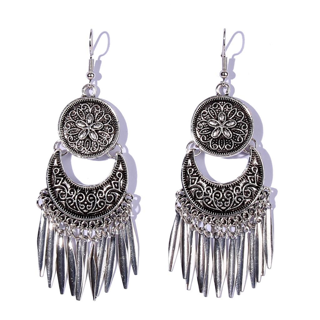 Metal Geometric Earrings With Silver Tone For Casual And Formal Wear Party