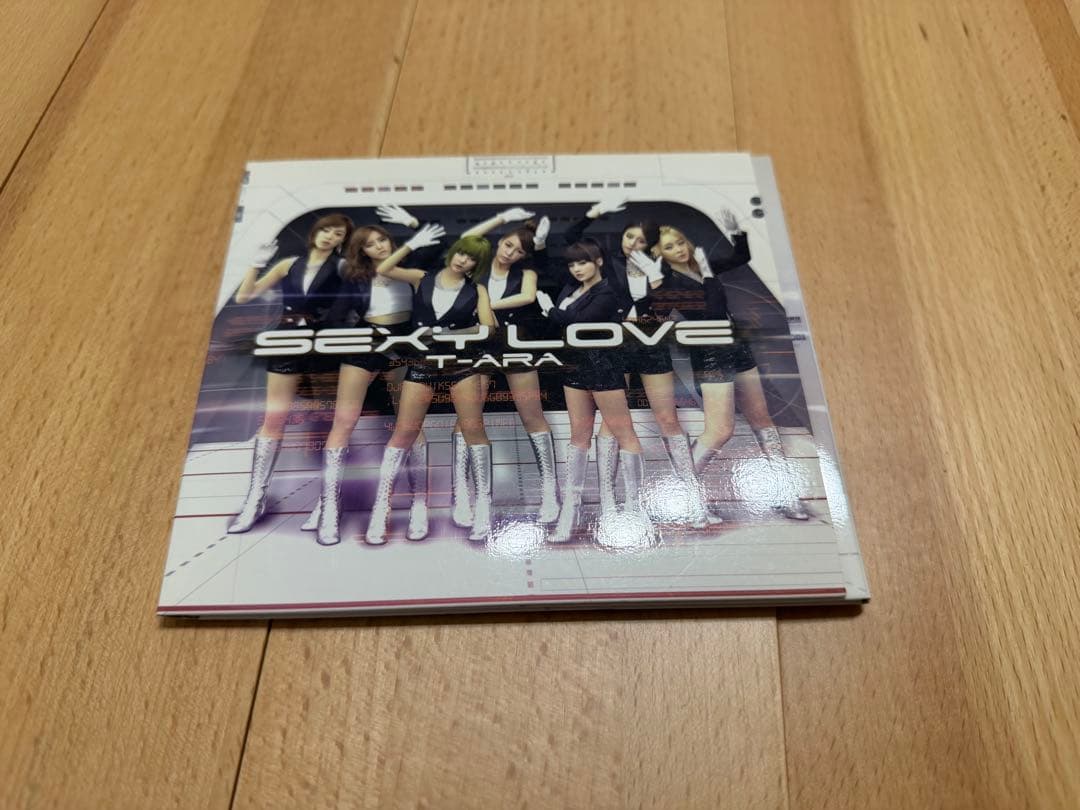 

[USED] T-ARA 5th Single SEXY LOVE Bonus card included