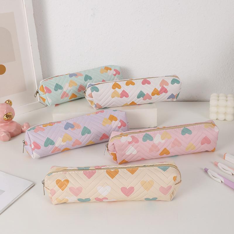 Cute Love Heart Pen Bag With Zipper Closure For Children And School Use