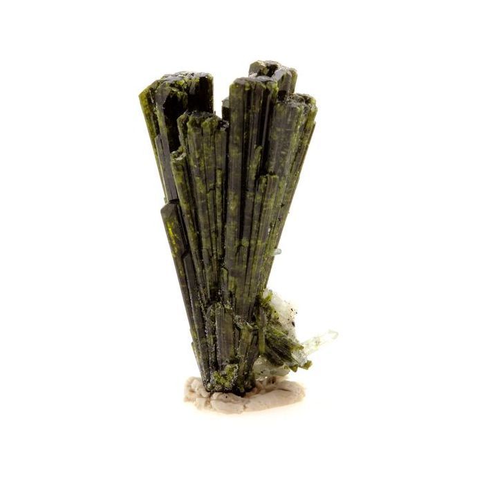 Epidote 19.95 carats