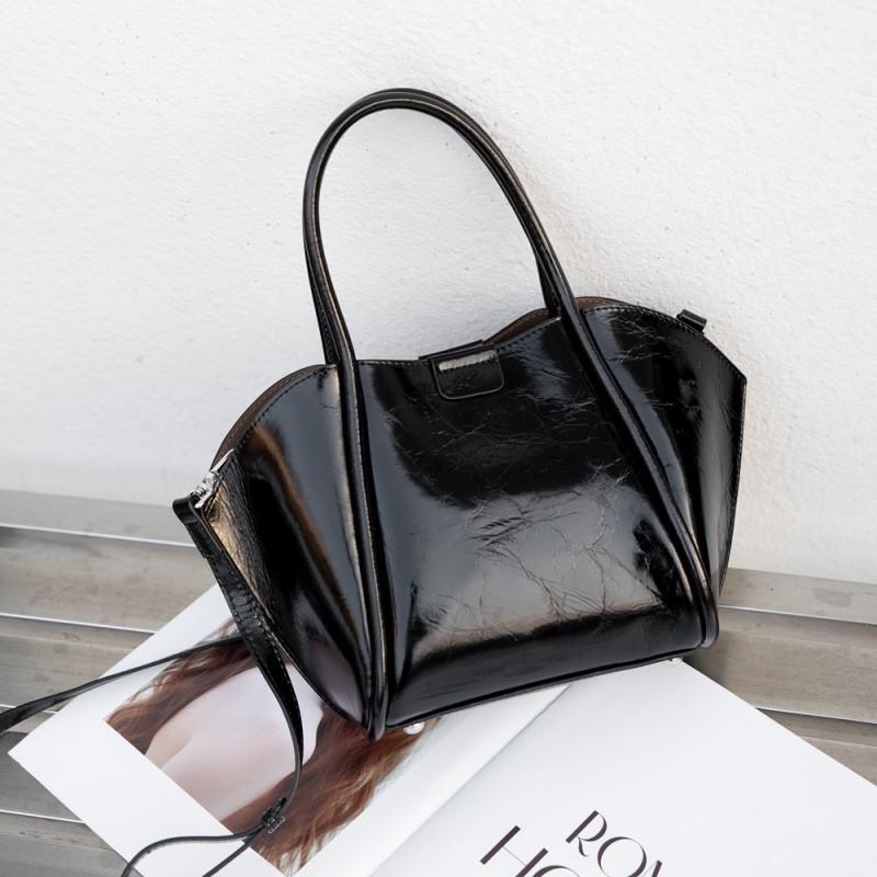 

Fashion Women s Bag Genuine Leather Bat Layered Oil Wax Cowhide Handbag High-end Diagonal Cross 88-12 чорний