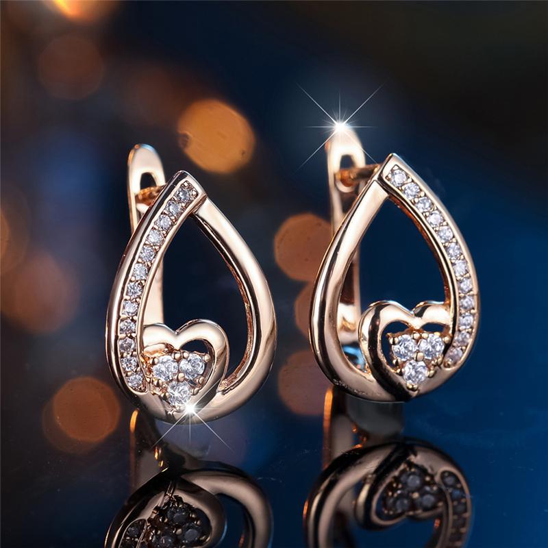 

Модные серьги-подвески Love Heart с черным кубическим цирконием для женщин золотого цвета, ежедневный подарок в виде ювелирных изделий белый/золотой