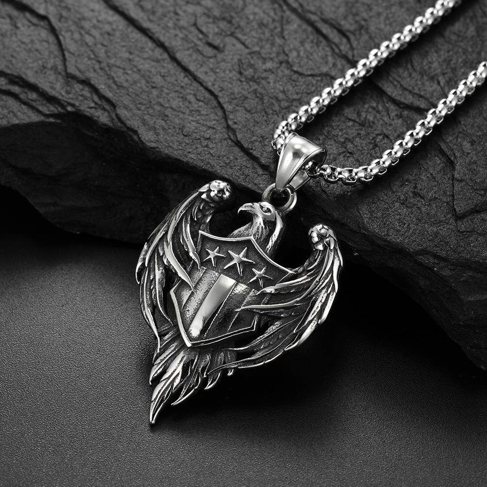European and American Retro Jewelry, Titanium Steel Wings, Flying Eagle Shield Necklace, High-quality Men's Jewelry