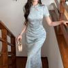 Style chinois cheongsam amélioré motif sombre manches courtes bouton creux robe haute couture robe longue queue de poisson été femmes vente en gros