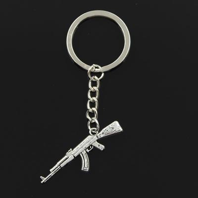 Breloc 44x15mm Mitralieră Pușcă de asalt ak-47 Pandantive DIY Bărbați Bijuterii Breloc mașină Suport inel Suvenir pentru cadou