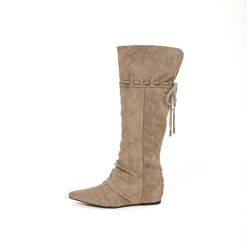 Pleated pointed Chelsea boots flat-bottomed straps autumn and winter new retro niche Maillard western cowboy boots