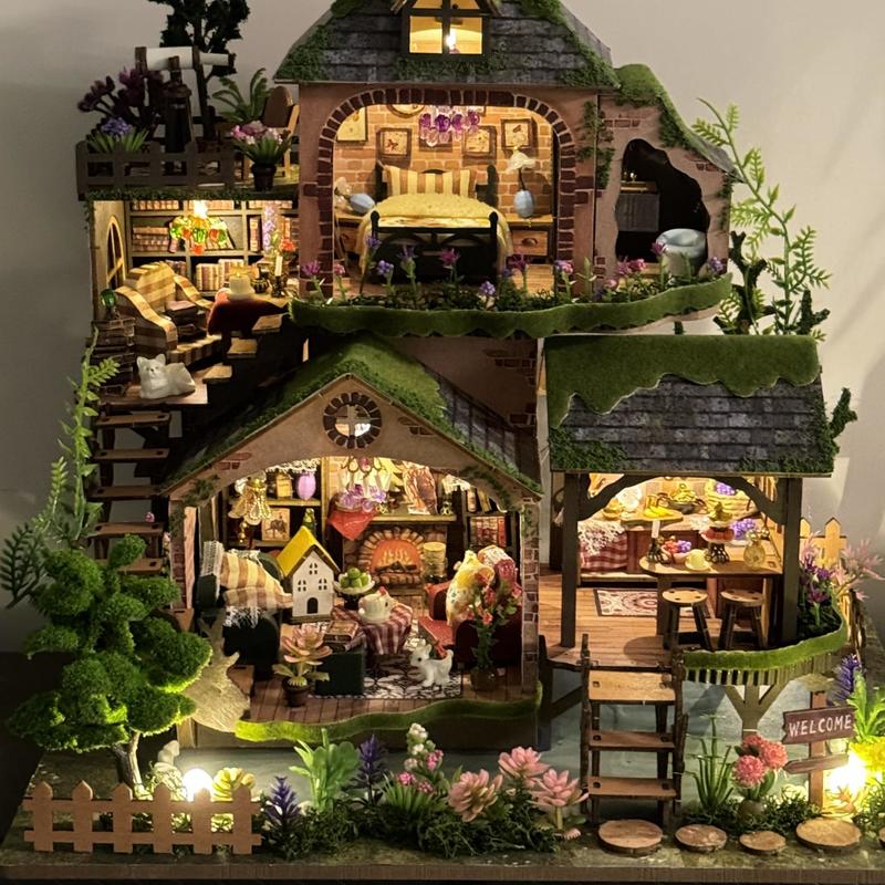 Forest hut handmade assembly miniature house model antique style attic small courtyard wooden assembly decorative ornaments