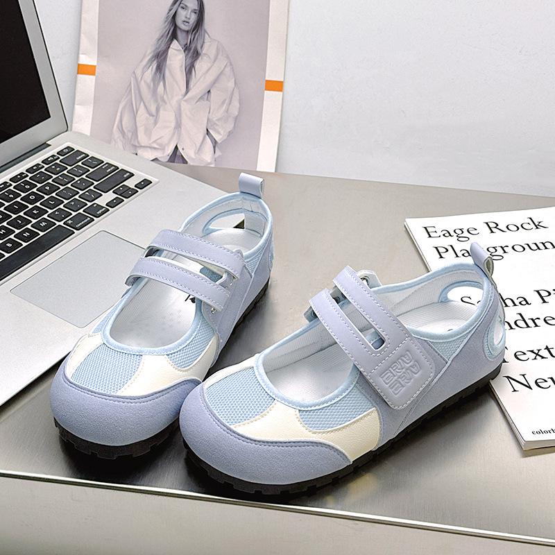 3 flat-bottomed Velcro sports bag head sandals women's summer hollowed-out outer wear new breathable fashion shoes