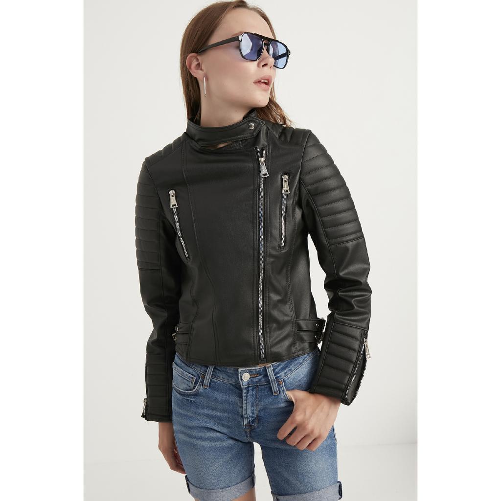 Jachetă de piele neagră cu fermoar pentru femei