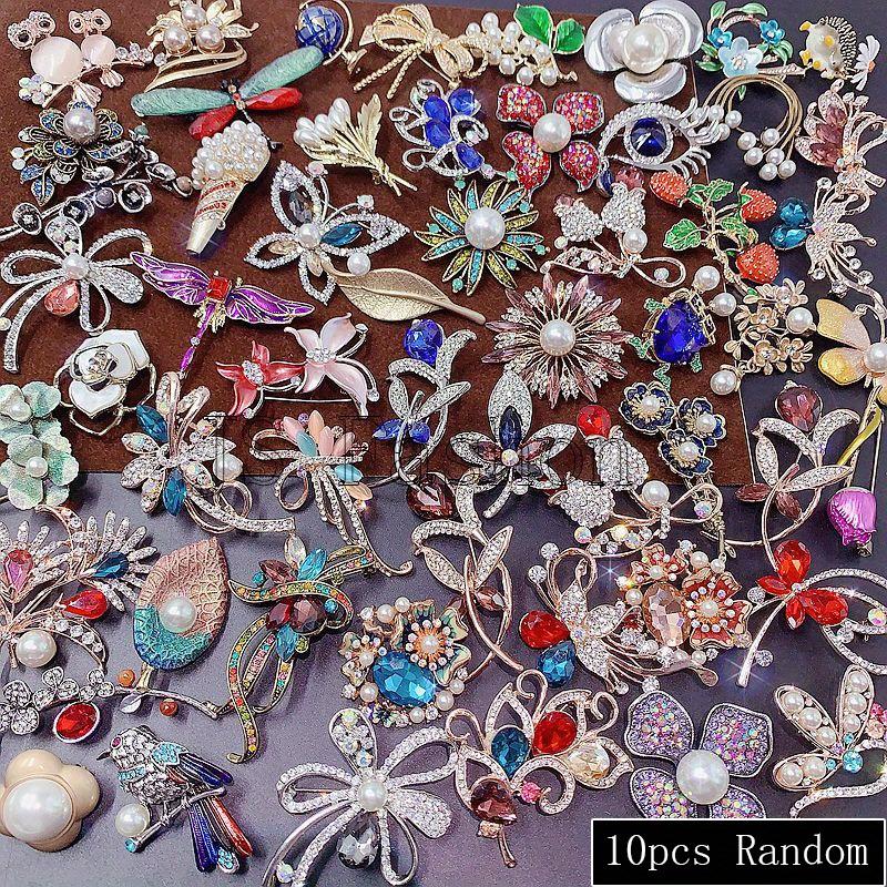 10pcs Elegant Faux Flower Scarf Clips - Assorted Varieties Brooch Pin Buckles for -Versatile Fashion Costumes Accessories