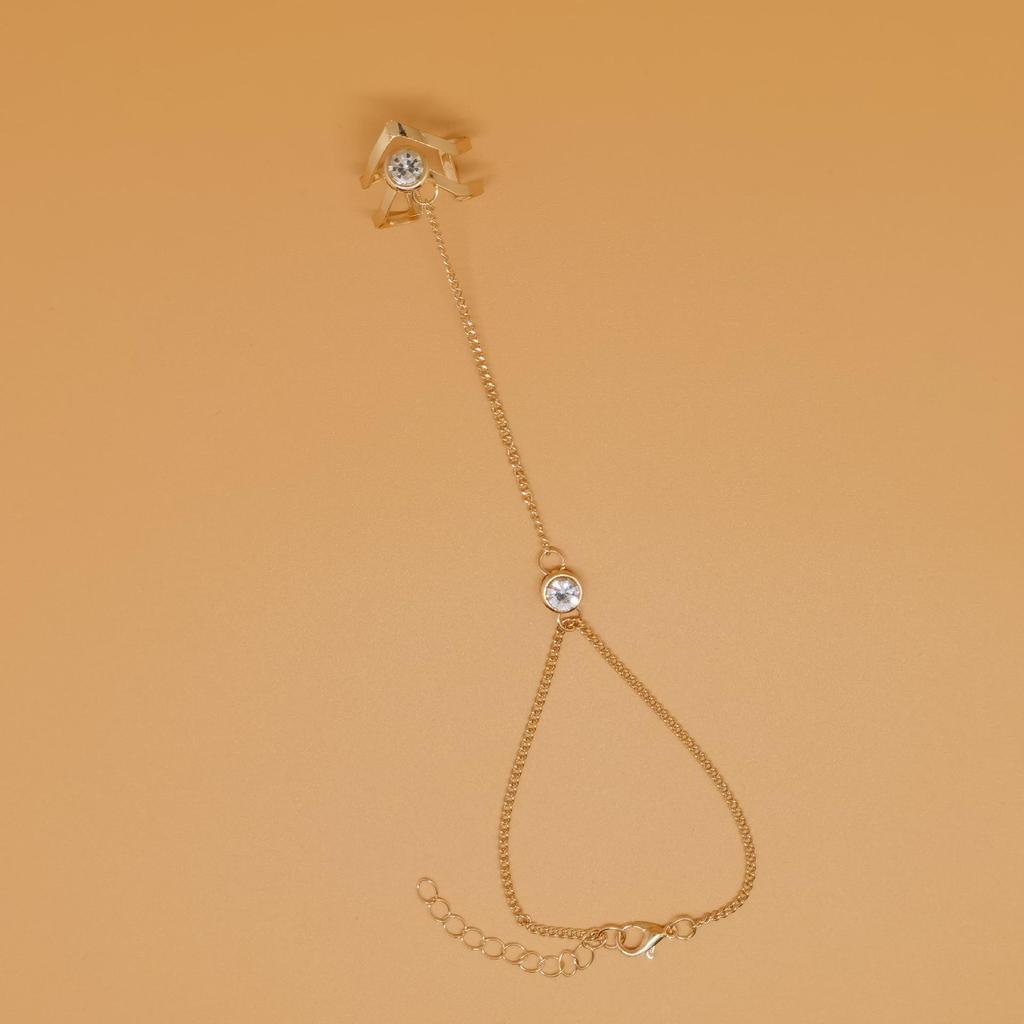 Chic Diamond Inlaid Geometric Arrow Chain Metal Bracelet for Women