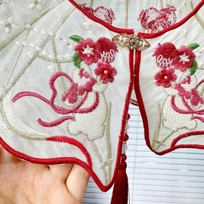 Traditional Chinese Style Pearl Beaded Tassels False Collar Embroidered Rabbit Flower Small Cloud Shoulder Shawl Wrap