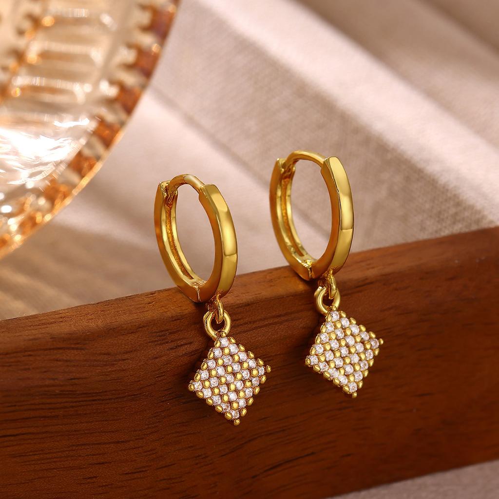 2026 Vintage Gold Color Hoop Earrings For Women Elegant CZ Heart Star Flower Pendant Hanging Ear Piercing Romantic Jewelry Gift