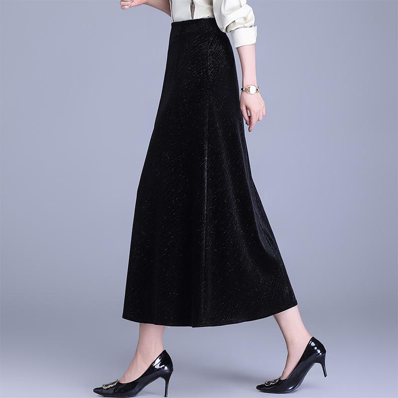 Black High-Waisted A-line Velvet Skirt - Elegant Mid-Length Design for Spring & Autumn