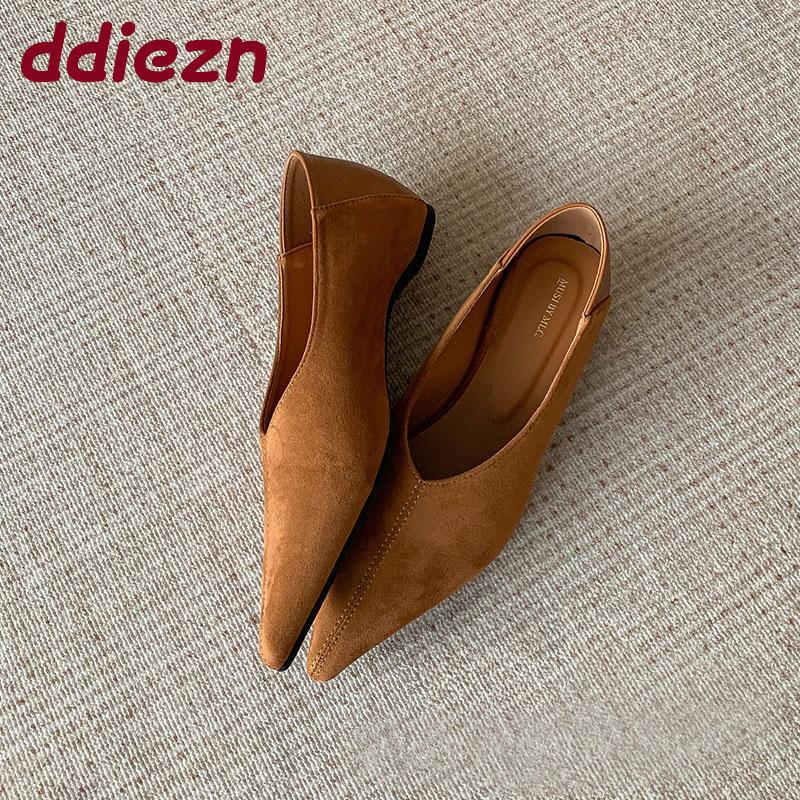 Fashion Fashion Pointed Toe Ladies Flats Slip On Shoes Soft Female Shallow Women Flats Shoes With Height Increasing Footwear