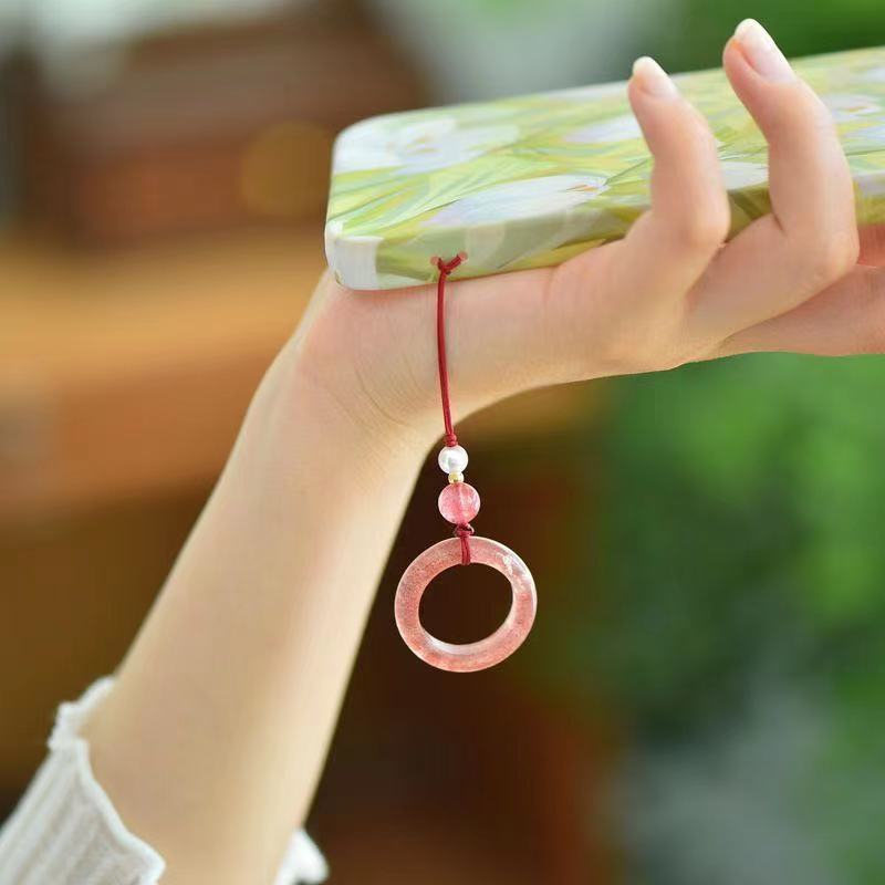 Natural Strawberry Crystal Ring Ring Mobile Phone Ring Hanging, Natural Agate Running Ring U Disk Hanging Ornament